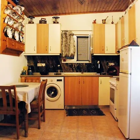 בית נופש Nadia's House 1 *
